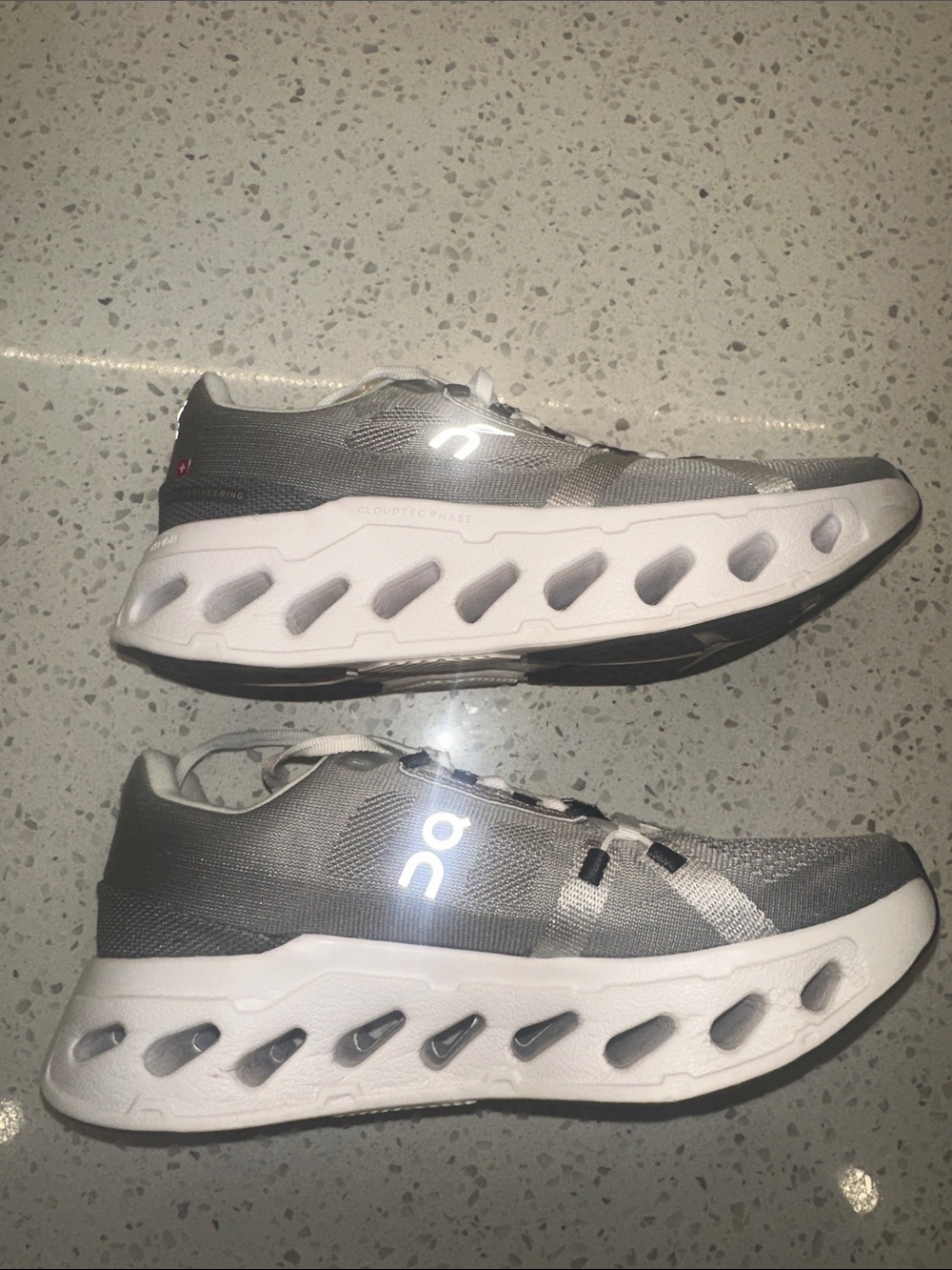 ON Eclipse Cloud Sneakers Alloy White Womens 8.5 - Picture 9 of 9